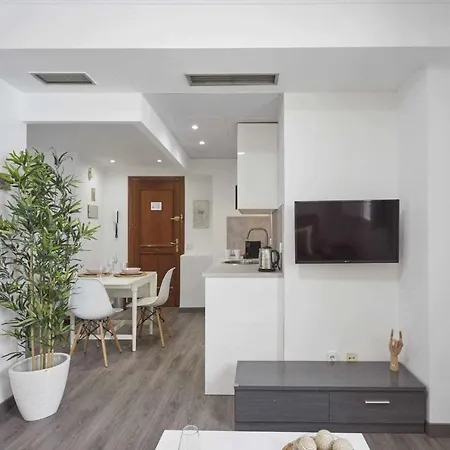 Apartamento VI Alcalaretiro Ideal Parejas Madrid Exterior photo